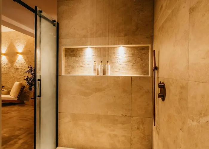 Romantische Met Jacuzzi & Sauna - Dichtbij Stadscentrum Appartement Eindhoven