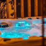 Romantische Met Jacuzzi & Sauna - Dichtbij Stadscentrum * Eindhoven