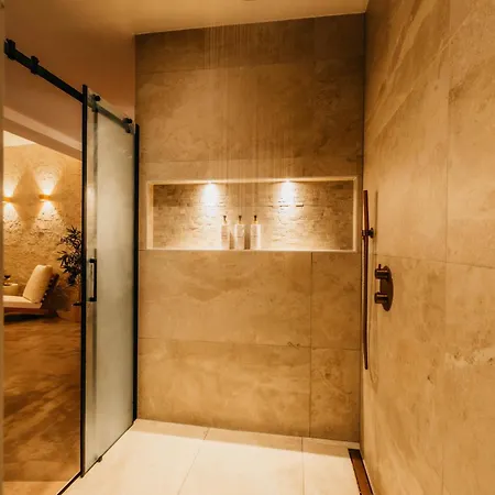 Romantische Met Jacuzzi & Sauna - Dichtbij Stadscentrum Apartment Eindhoven