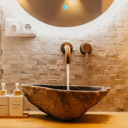 Apartment Romantische Met Jacuzzi & Sauna - Dichtbij Stadscentrum *