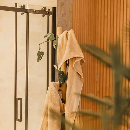 Romantische Met Jacuzzi & Sauna - Dichtbij Stadscentrum Αϊντχόφεν