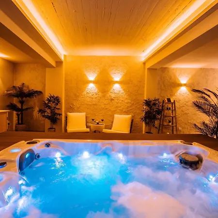Romantische Met Jacuzzi & Sauna - Dichtbij Stadscentrum