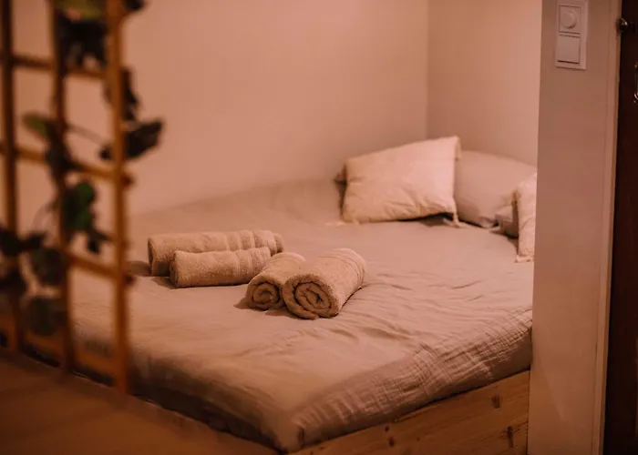 Romantische Met Jacuzzi & Sauna - Dichtbij Stadscentrum