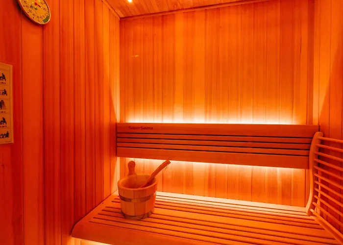 Διαμέρισμα Romantische Met Jacuzzi & Sauna - Dichtbij Stadscentrum *