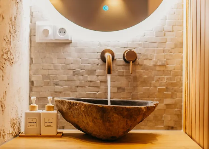 Apartamento Romantische Met Jacuzzi & Sauna - Dichtbij Stadscentrum *