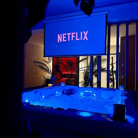 Romantische Met Jacuzzi & Sauna - Dichtbij Stadscentrum